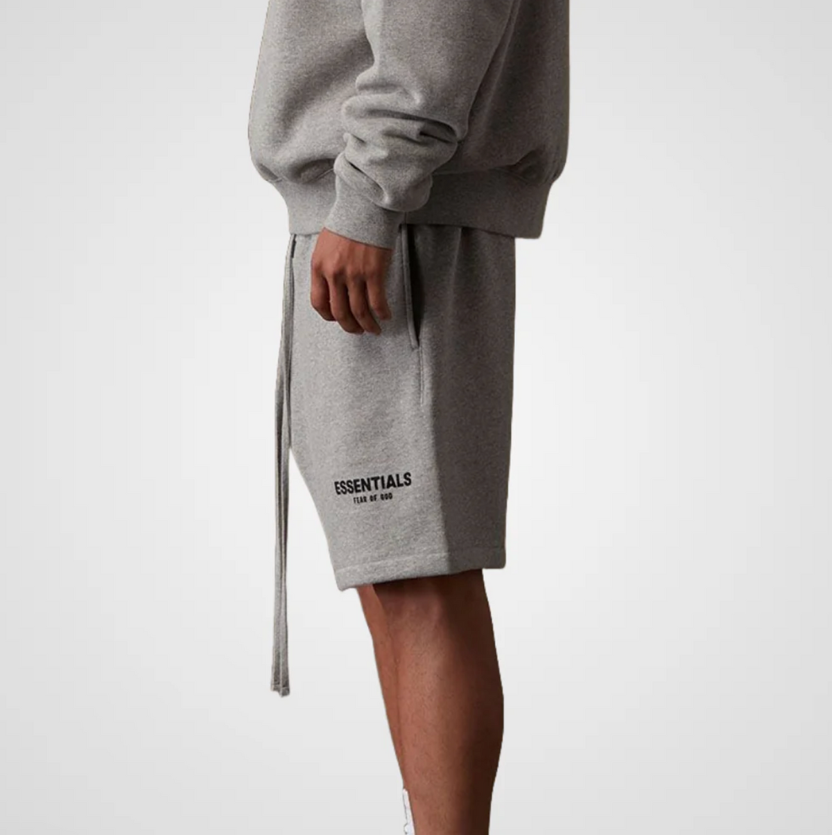 FEAR OF GOD ESSENTIALS SHORTS (SS22)